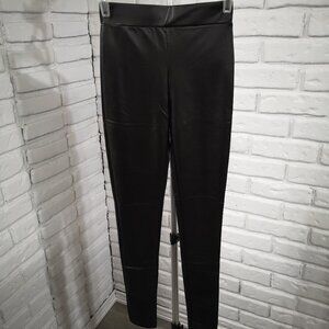 NWOT Pull & Bear Girls Size XS Black Faux Leather Pull On Style Leggings